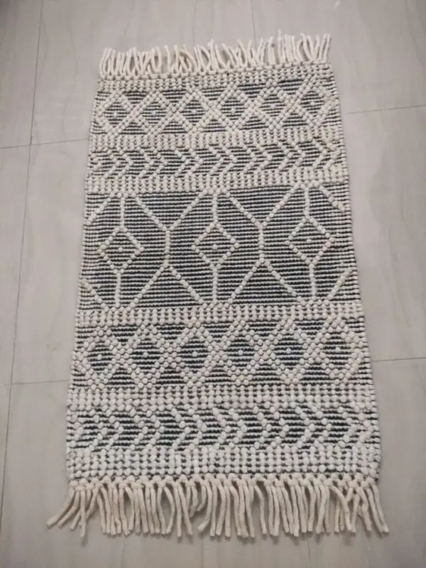 Handmade Wool Rug HMK0010 سجادة مصنوعة يدويا من الصوف