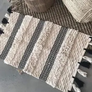 Handmade Wool Rug HMK0038 سجادة مصنوعة يدويا من الصوف