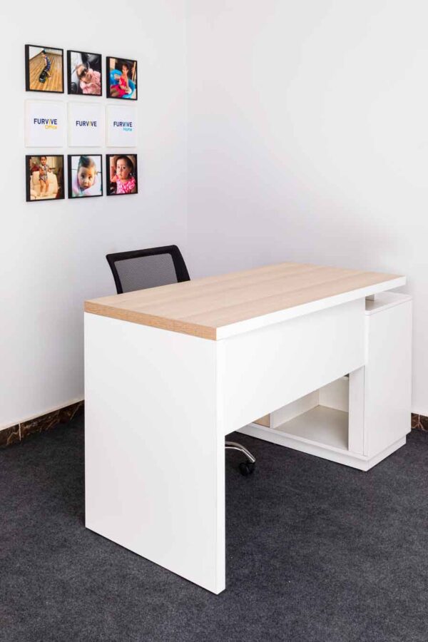 Manager Desk DAREEN مكتب