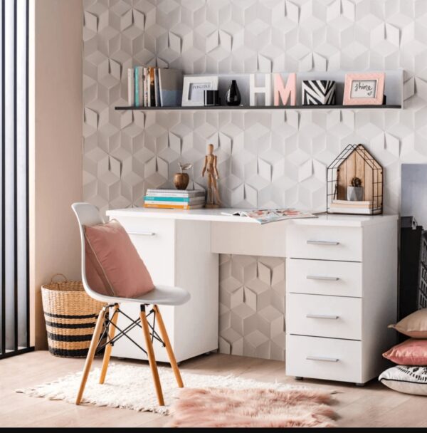 Wooden Desk White مكتب خشبي ابيض