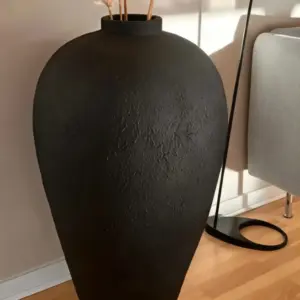 Pottery Vase VA005B فازة فخار