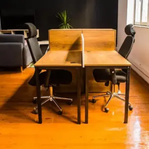 Alternative view of Workstation SHEER خلية عمل